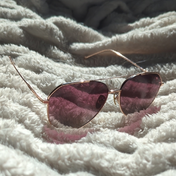 Diff Eyewear Gold Frame Sunglasses with Purple Lenses - Picture 2 of 2